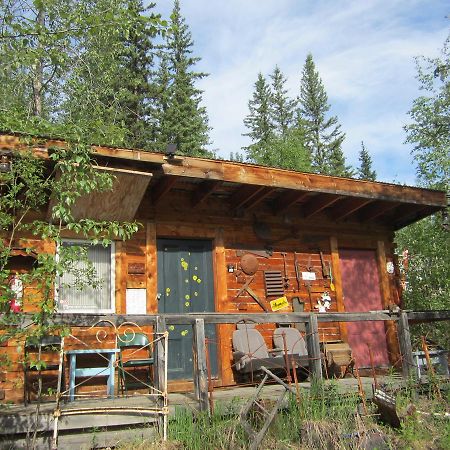 Dawson City River Hostel Buitenkant foto
