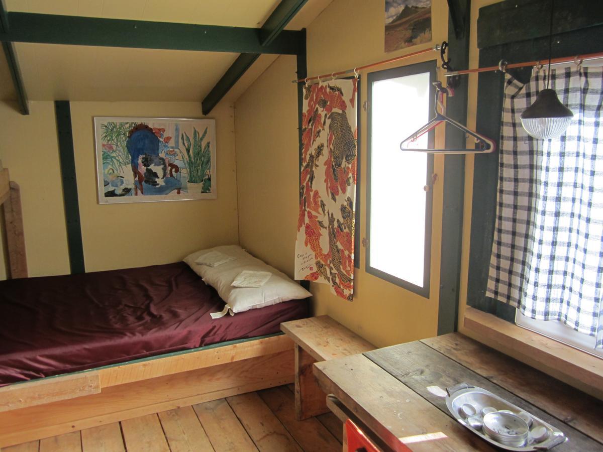 Dawson City River Hostel Buitenkant foto